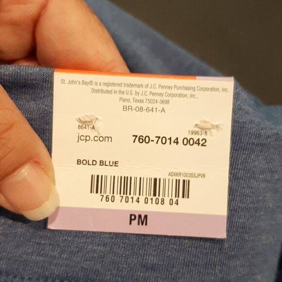 NWT St. John's Bay Active Bold Blue French Terry Capris - Picture 3 of 11